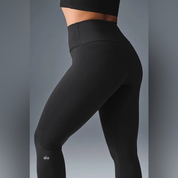 ALO Yoga Pants - Alo High-Rise Sculpting Black Leggings size M